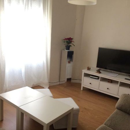 Ferienwohnung Peris Mencheta Sevilla Exterior foto